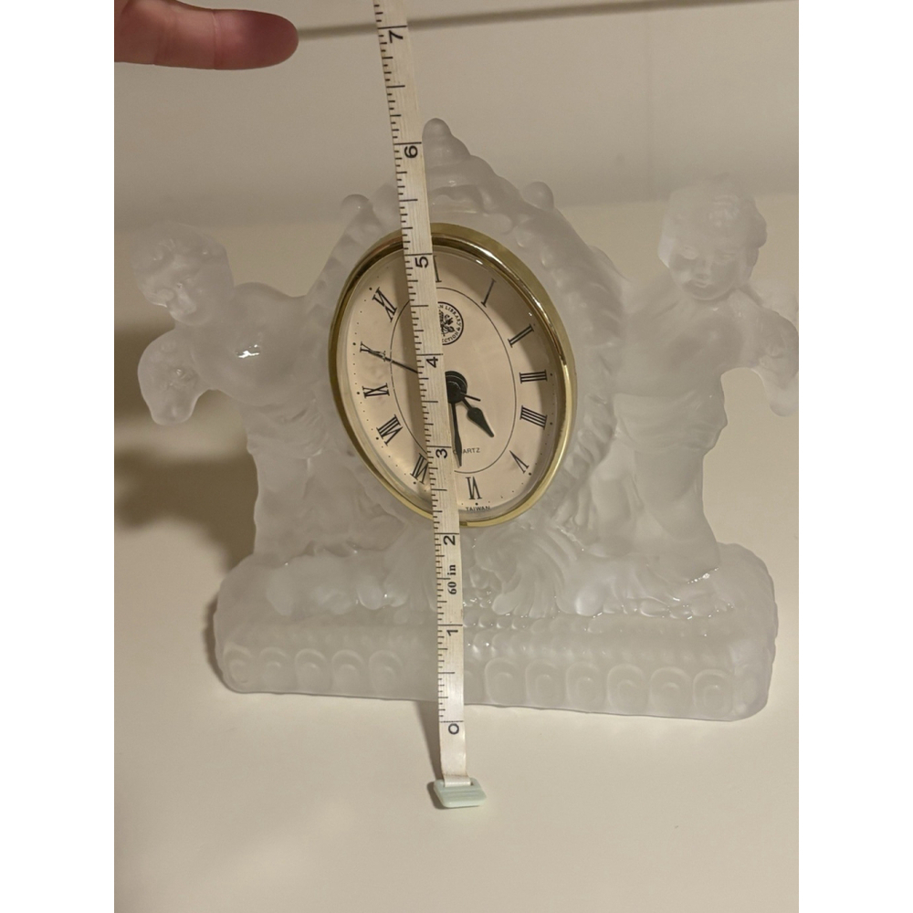 Vintage Cherub Angel Mantel Clock Vatican Library Collection Frosted Taiwan - Picture 7 of 7